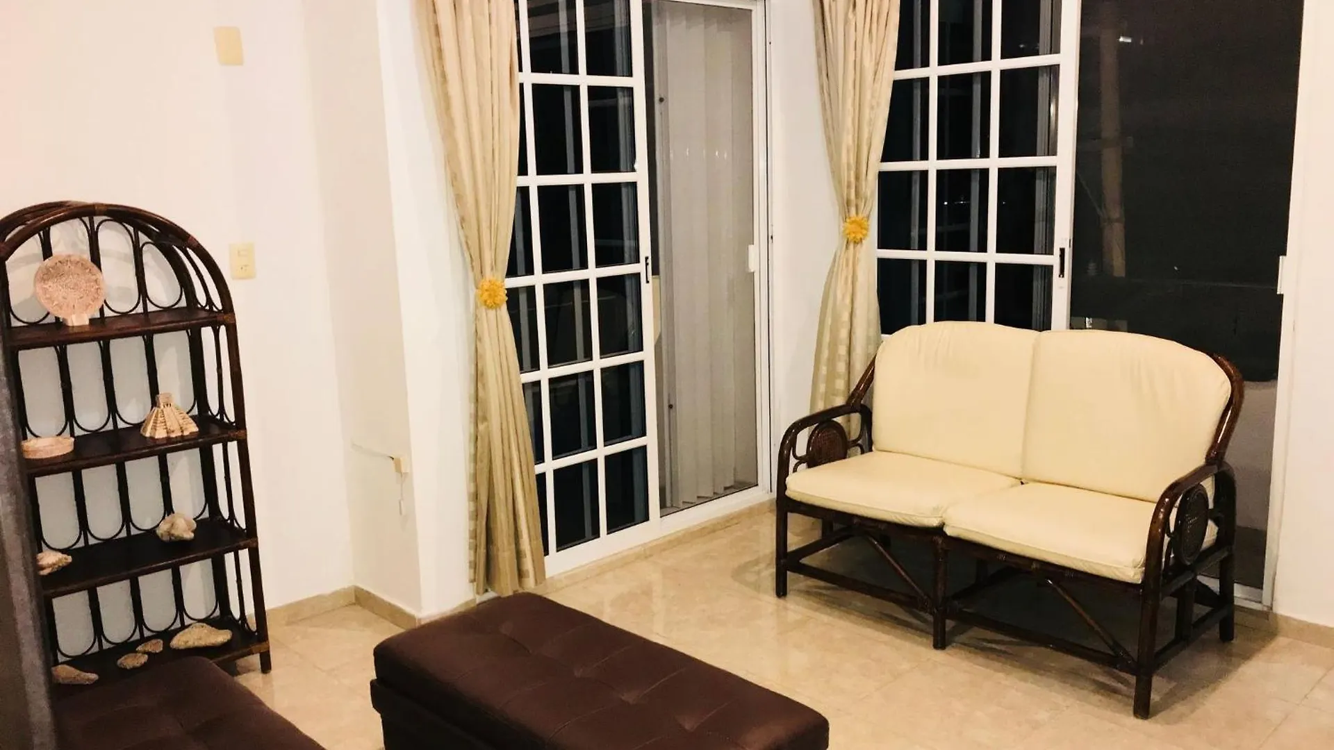 5Th Avenue 3 People Balcony Apartment Playa del Carmen Mexico